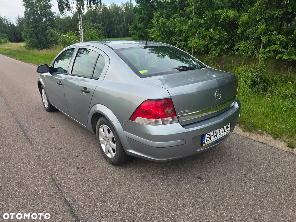 Opel Astra 1.6 - 5