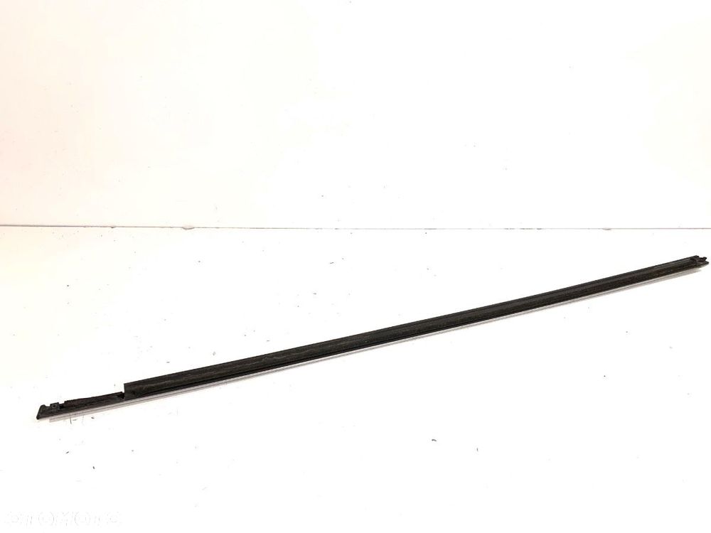 LISTWA ZGARNIAJĄCA PRZÓD PRAWY  HONDA ACCORD VII (CL, CN) 2003 - 2012 2.0 (CL7) 114 kW [155 KM] - 3