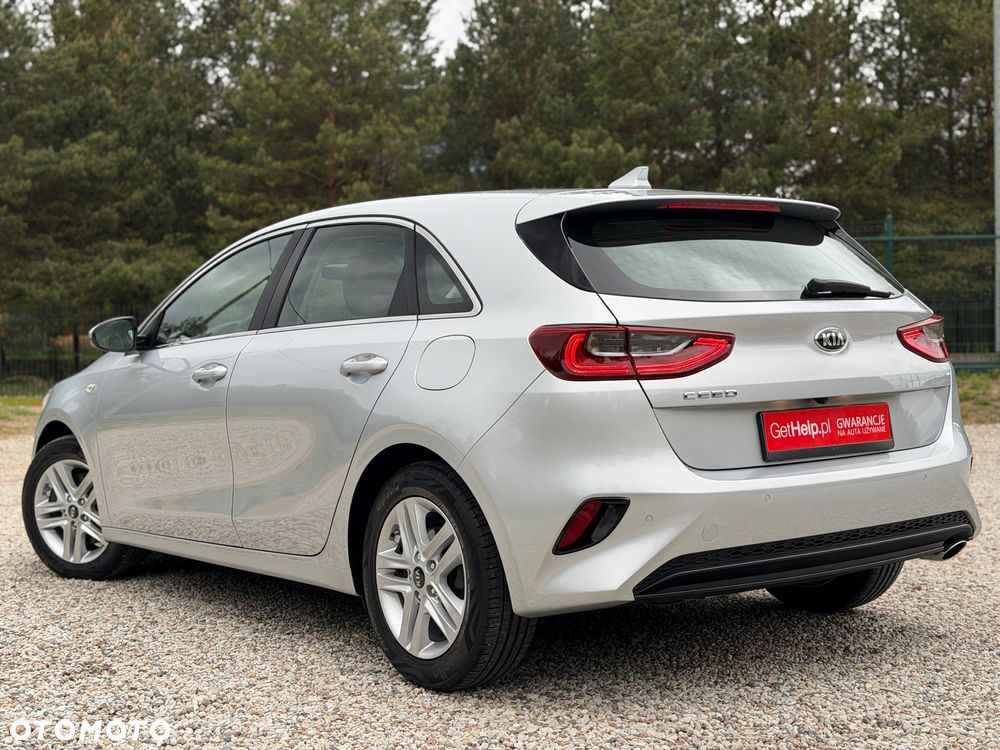 Kia Ceed - 16