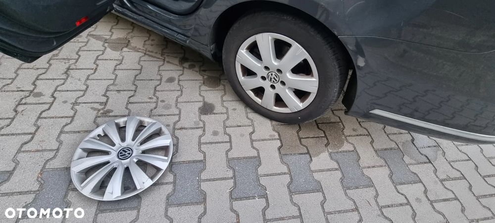Volkswagen Passat 1.6 TDI Comfortline - 19