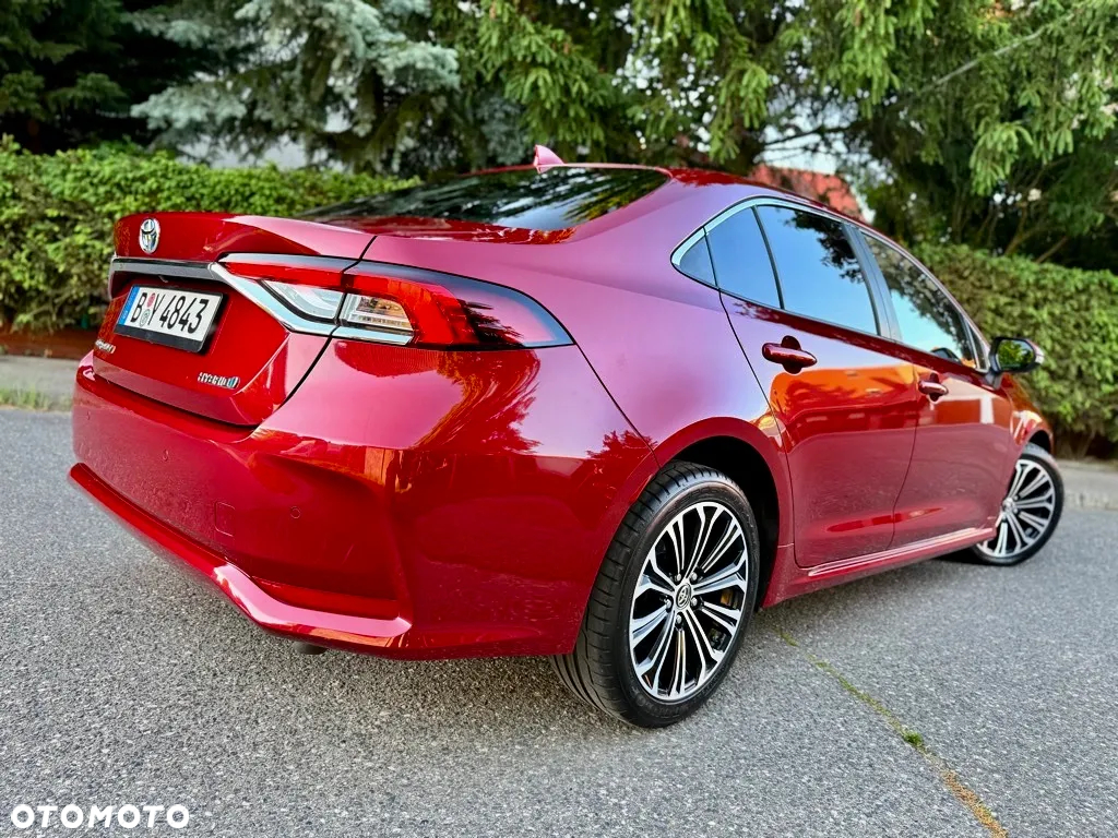 Toyota Corolla 1.8 Hybrid Executive - 16