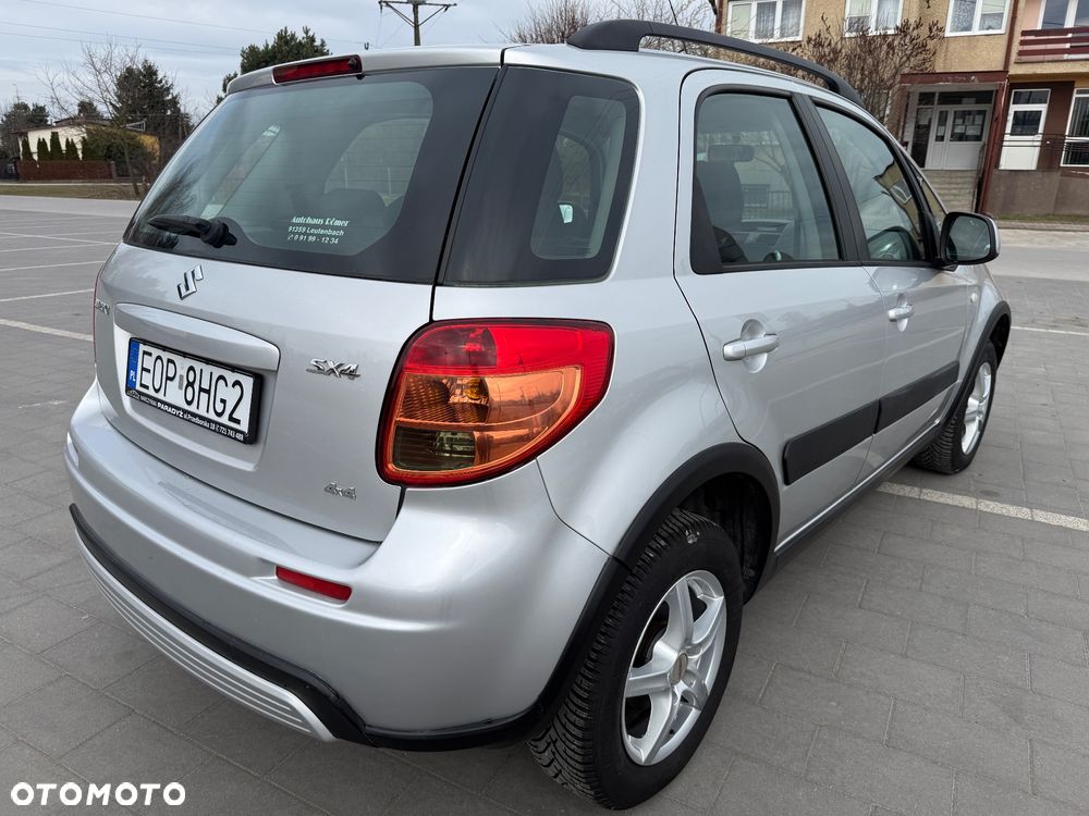 Suzuki SX4 1.6 VVT 4x4 Club - 3