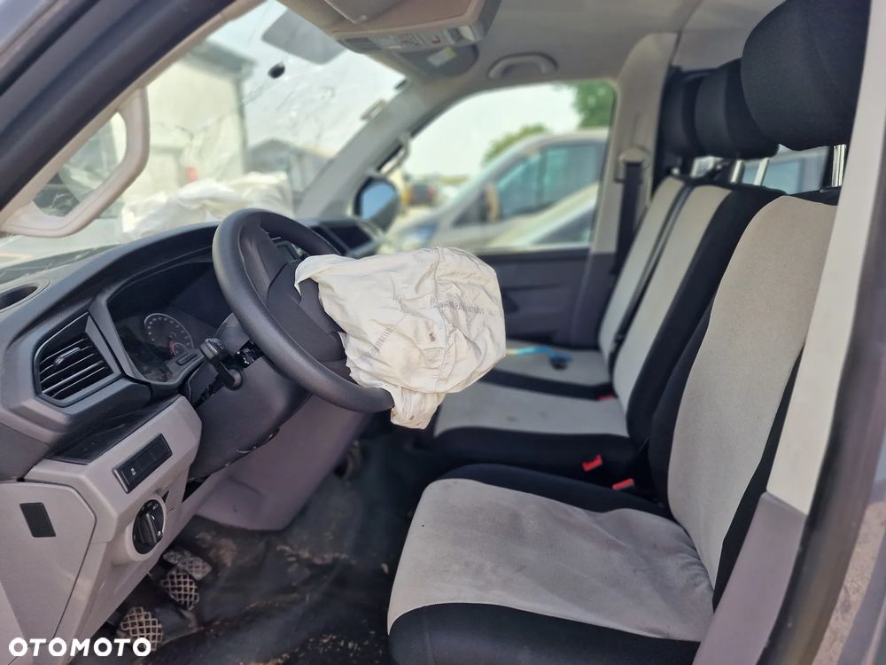 Volkswagen Transporter - 10