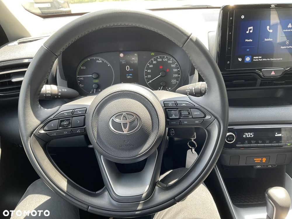 Toyota Yaris - 16