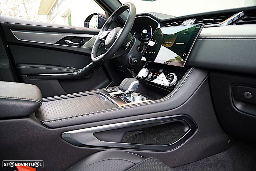 Jaguar F-Pace 2.0 P400e AWD R-Dynamic S - 28