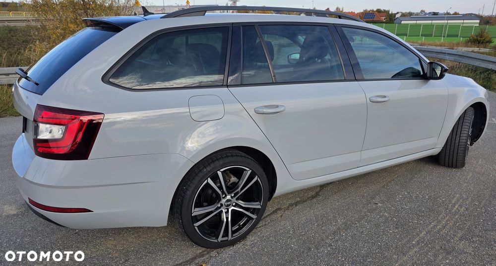 Toyota Avensis 2015 photo 5