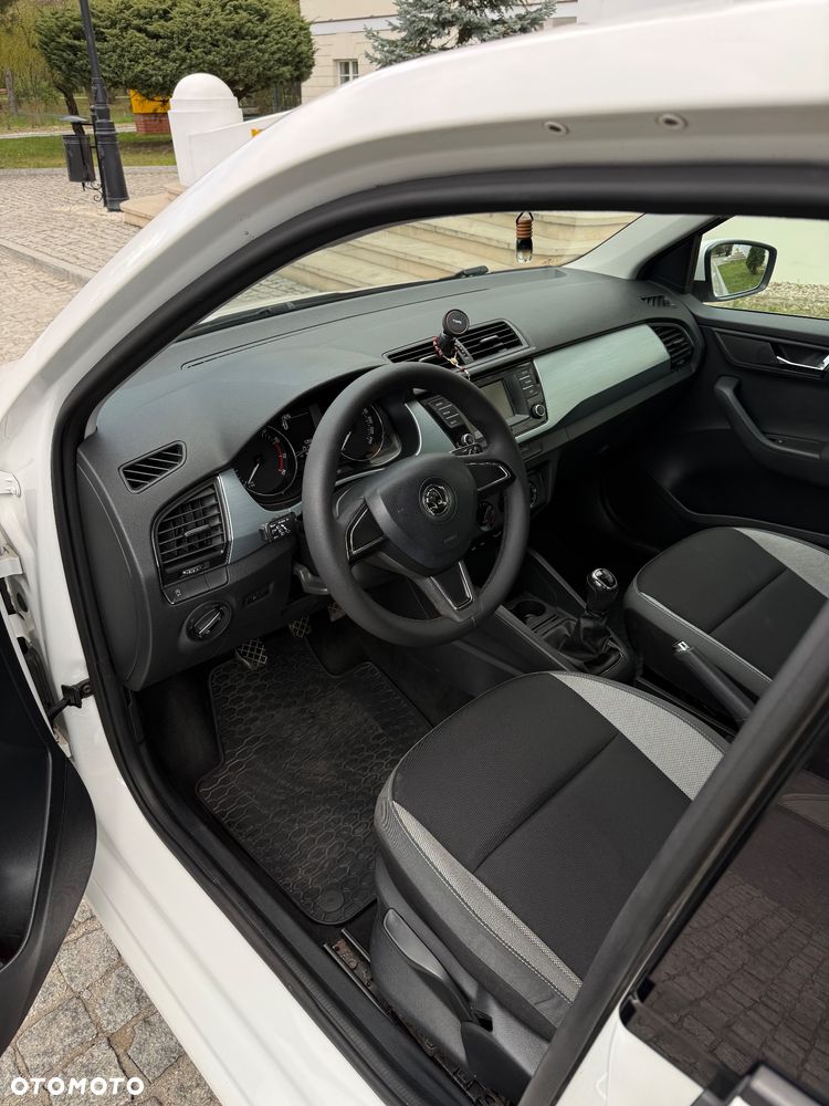 Skoda Fabia 1.2 TSI Active - 22
