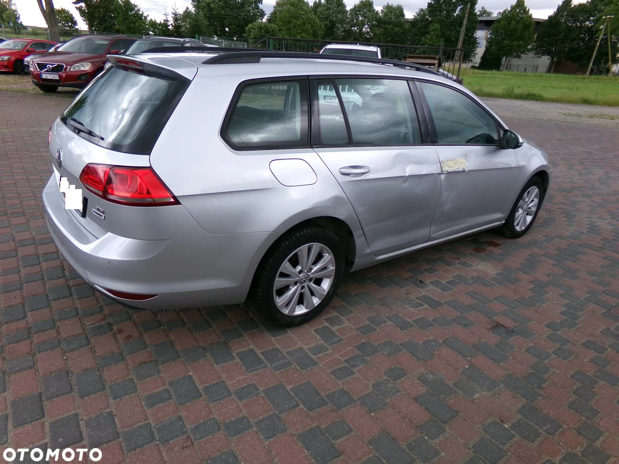 Volkswagen Golf - 5