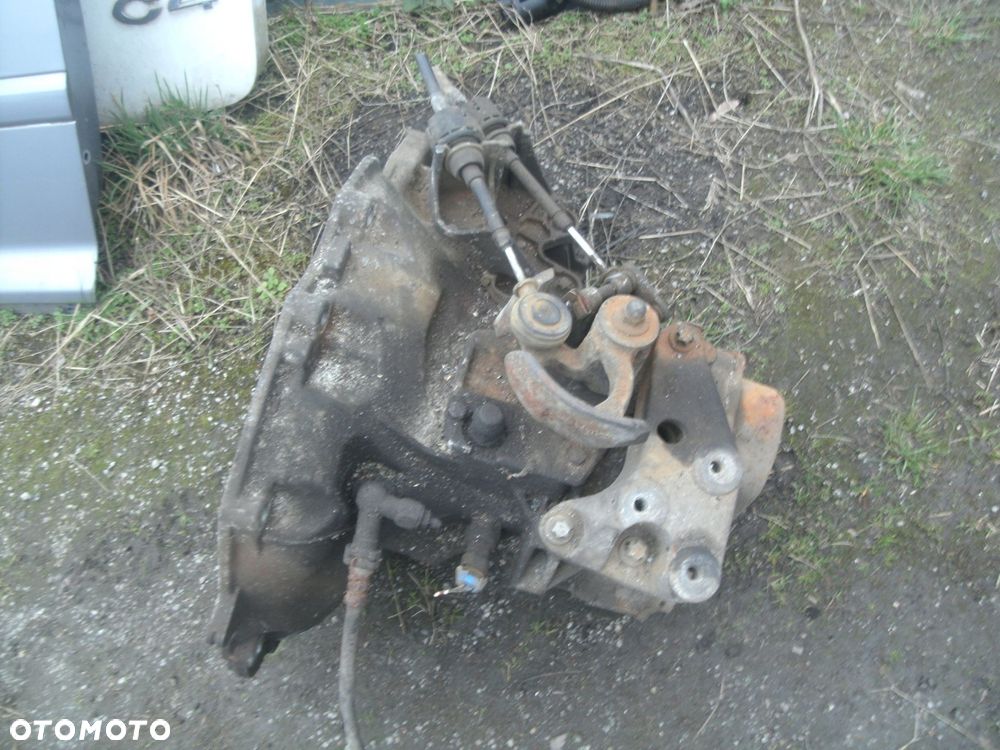 skrzynia biegow opel zafira b astra h f17c419 - 1