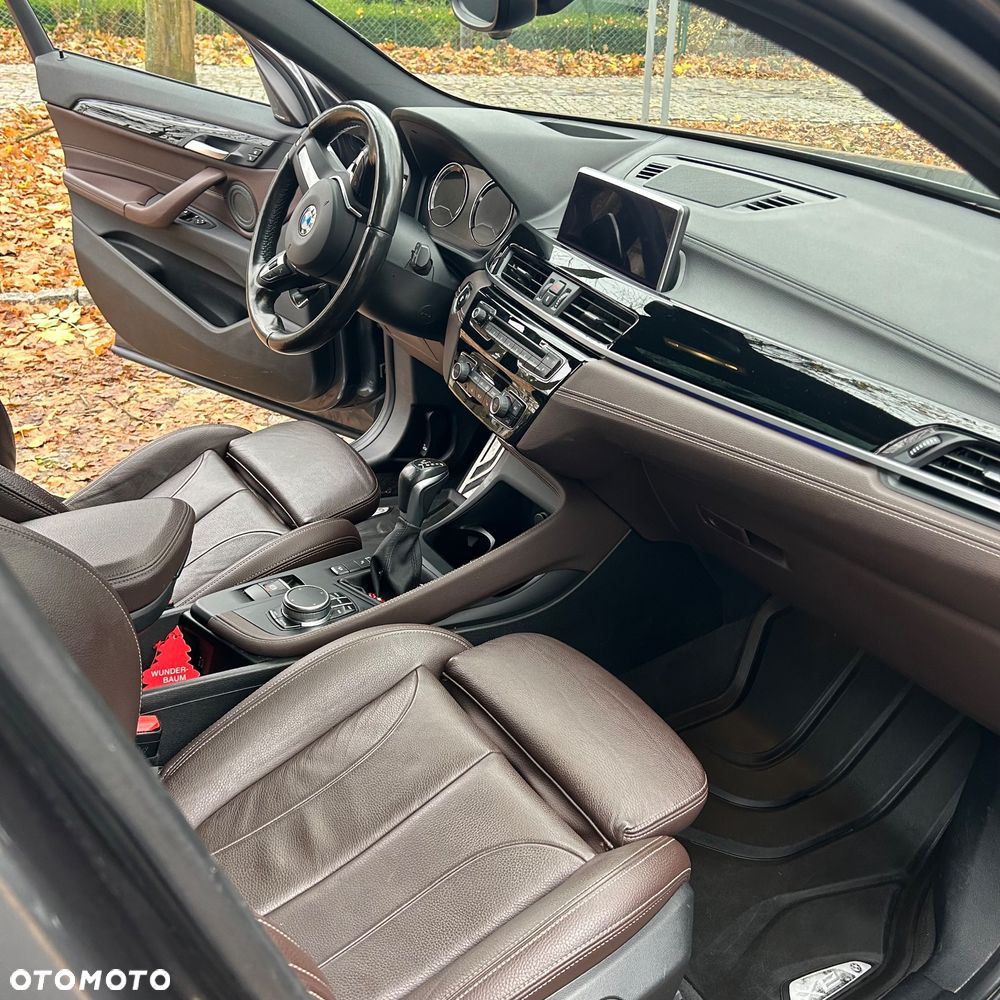 BMW X2 xDrive20i Advantage Plus - 9