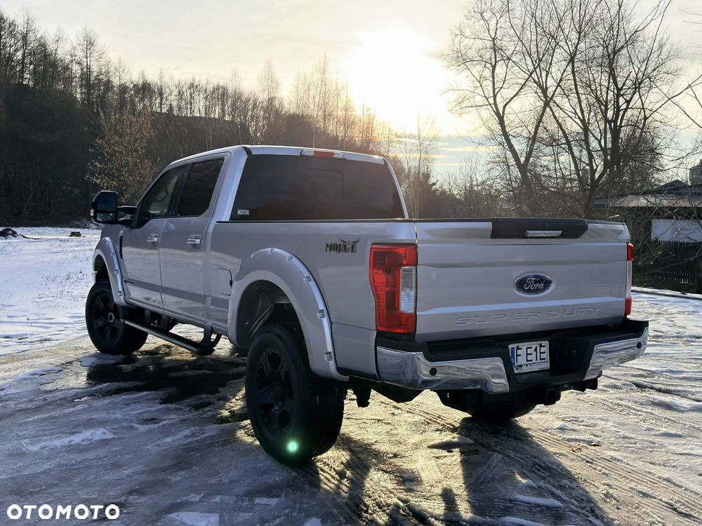 Ford F350 - 6