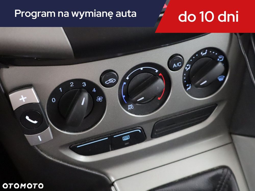 Ford Focus SW - 14