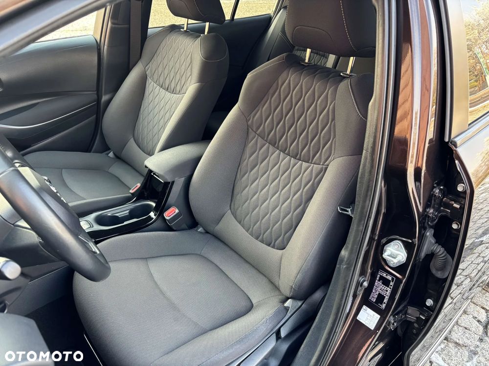 Toyota Corolla 1.6 Prestige - 23