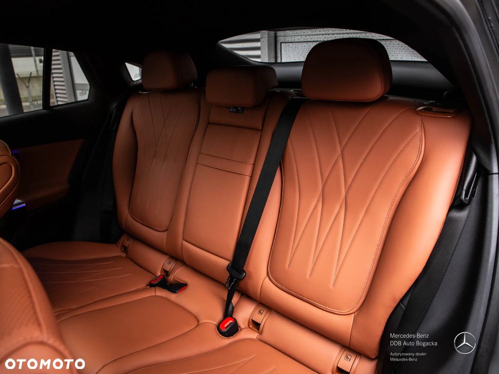 Mercedes-Benz GLC 300 mHEV 4-Matic AMG Line - 12