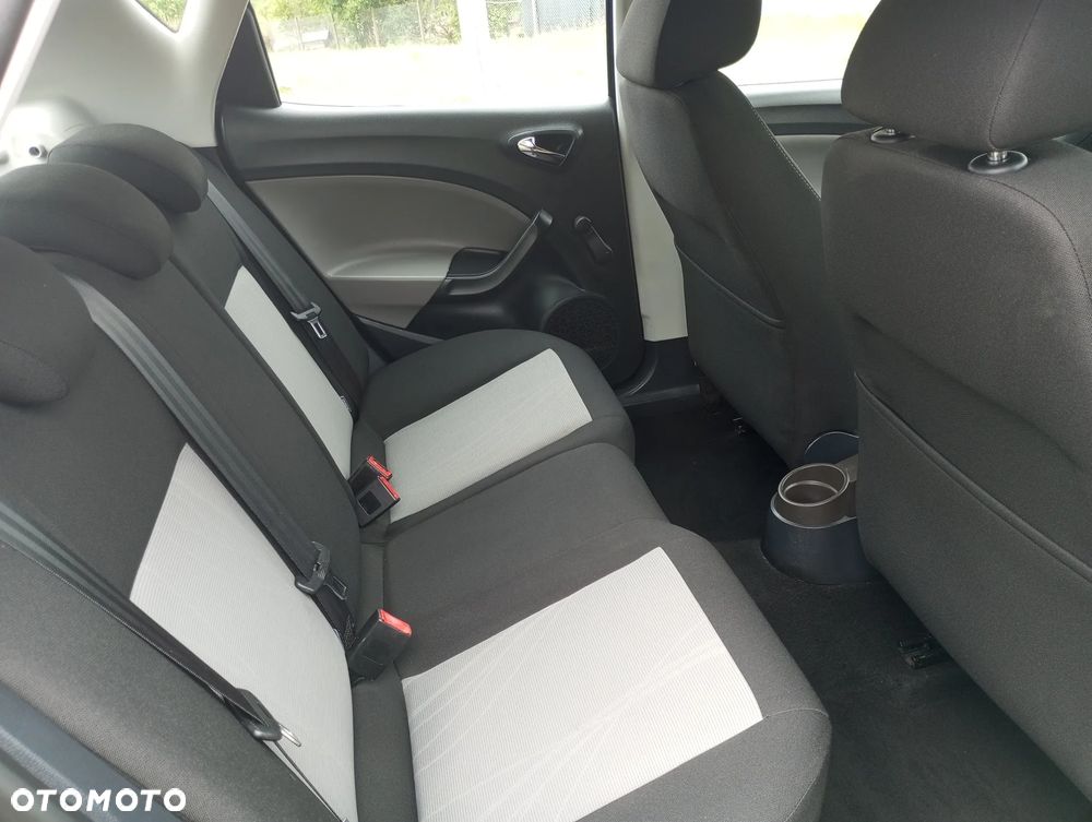 Seat Ibiza 1.4 16V Reference - 7