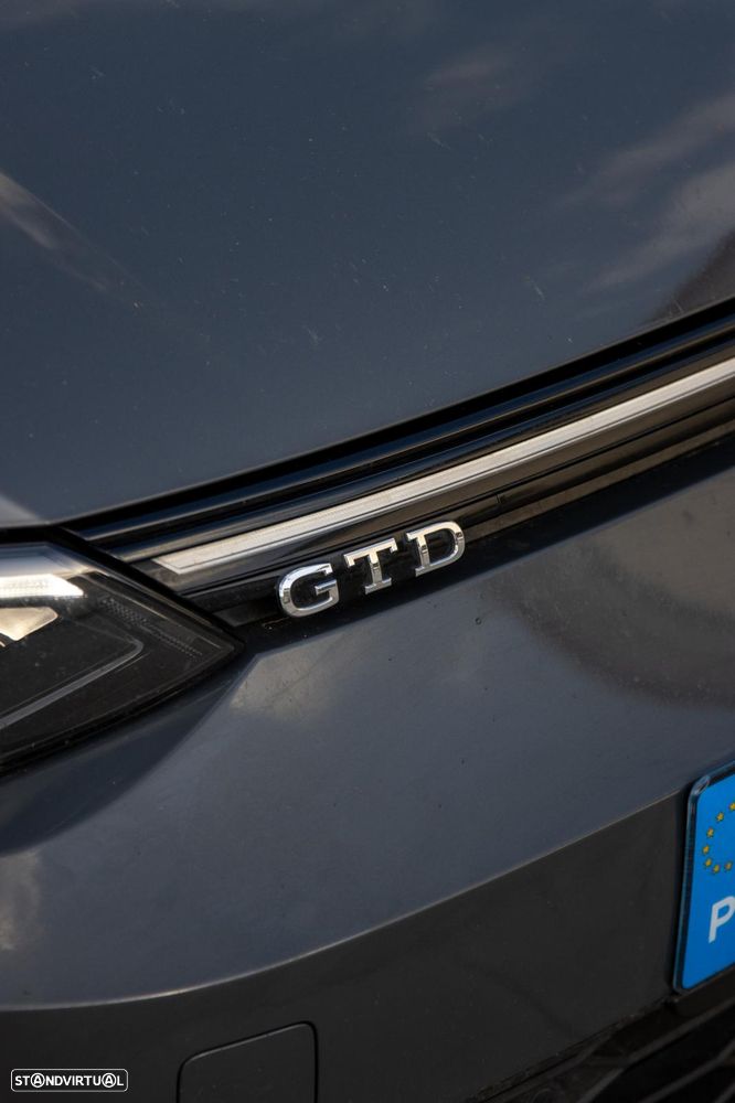 VW Golf 2.0 TDI SCR DSG GTD - 28