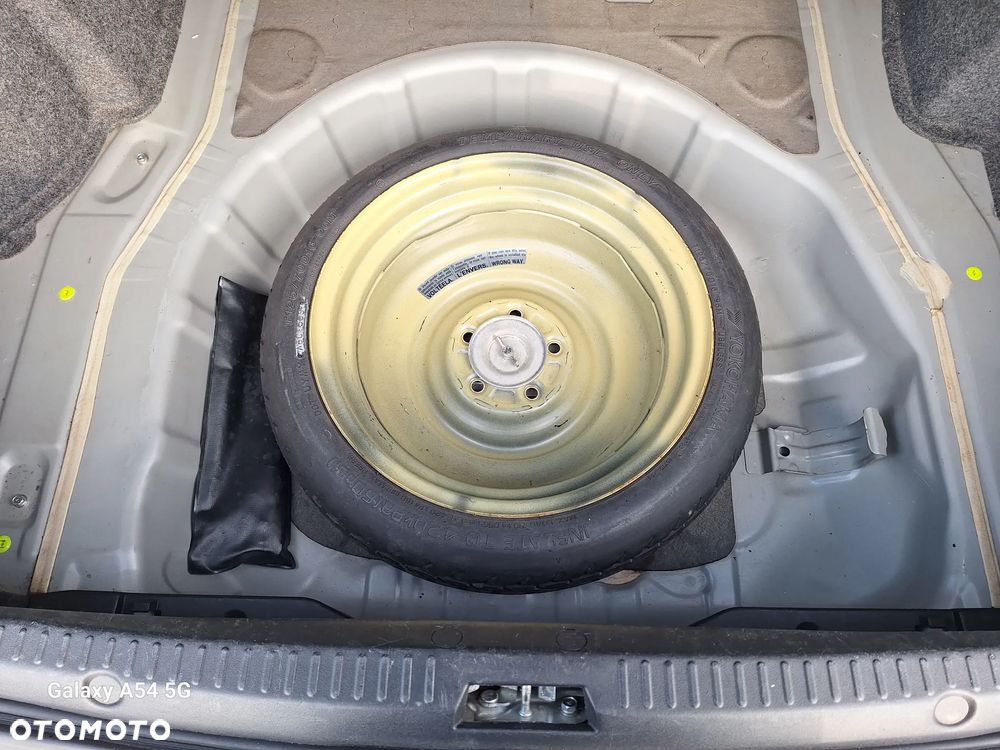 Mitsubishi Lancer 1.8 Invite - 14