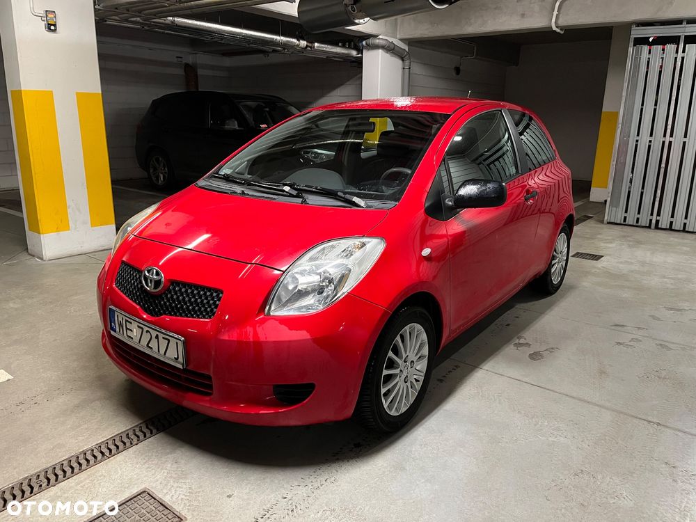 Toyota Yaris 1.3 Luna A/C - 3