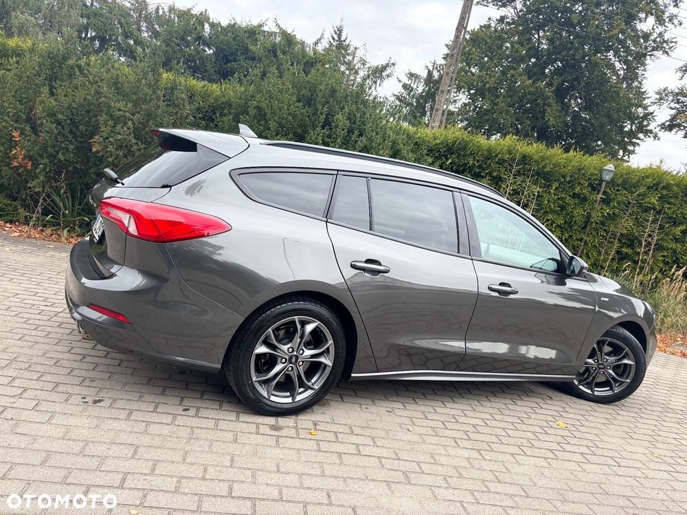 Ford Focus Turnier 1.5 EcoBlue Start-Stopp-System ST-LINE - 12
