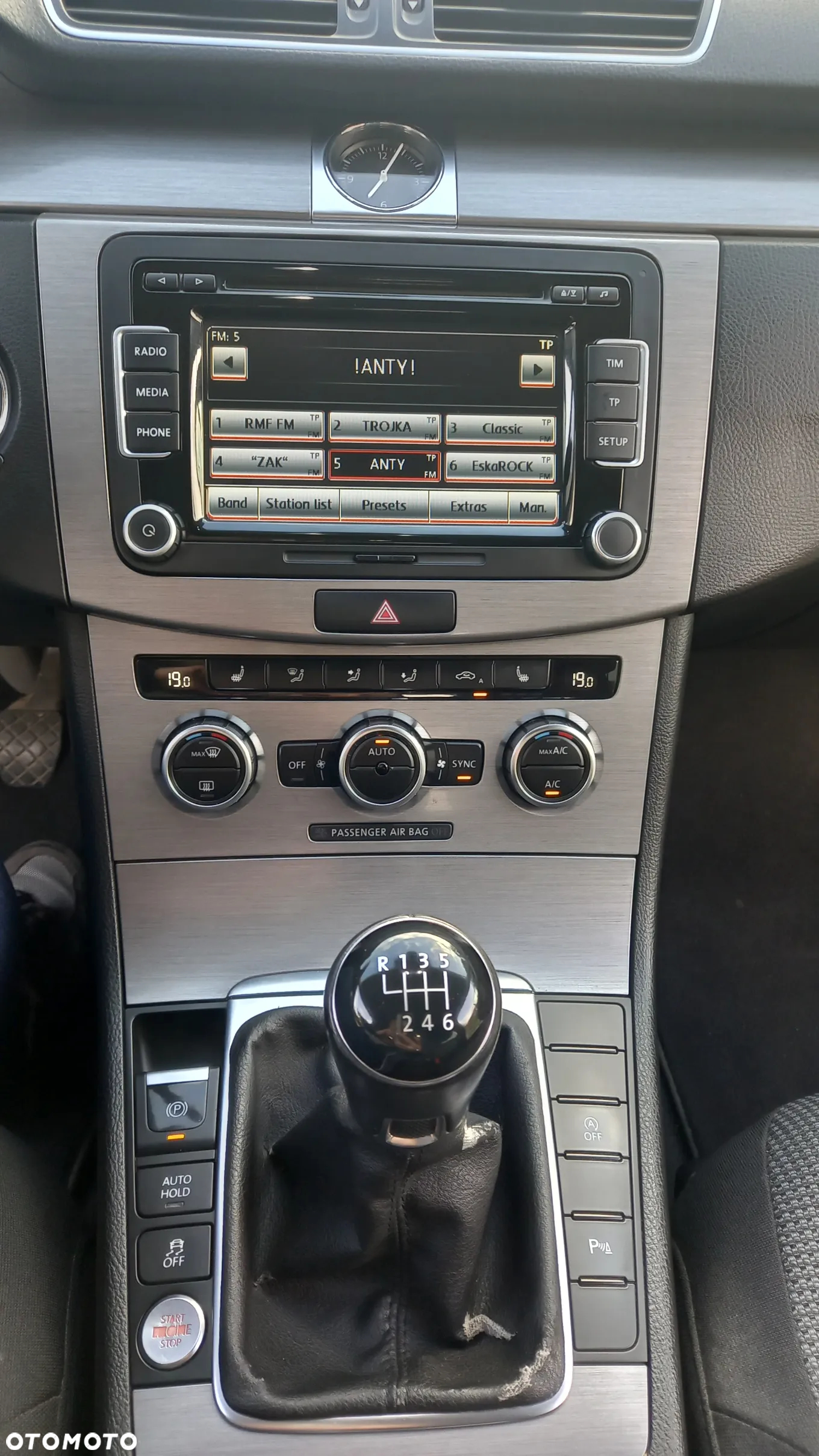 Volkswagen Passat 2.0 TDI Comfortline - 15