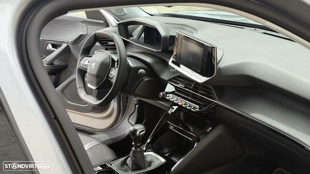Peugeot 2008 1.2 PureTech Allure Pack - 18