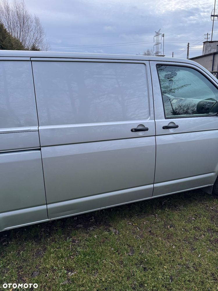 Volkswagen Transporter - 2