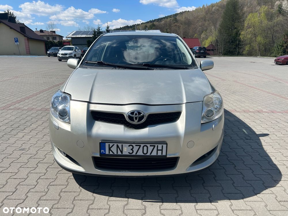 Toyota Auris 2.0 D-4D Sol - 4