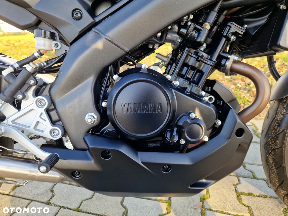Yamaha YZF - 5