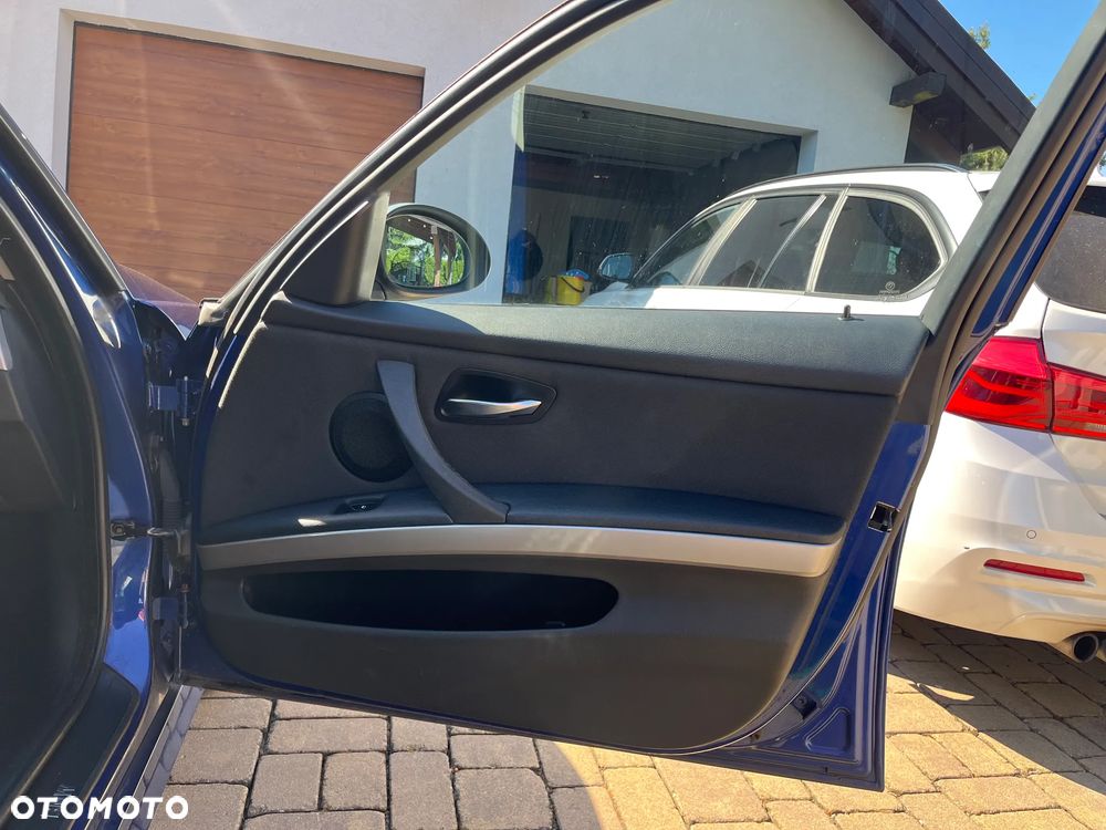 BMW Seria 3 - 21