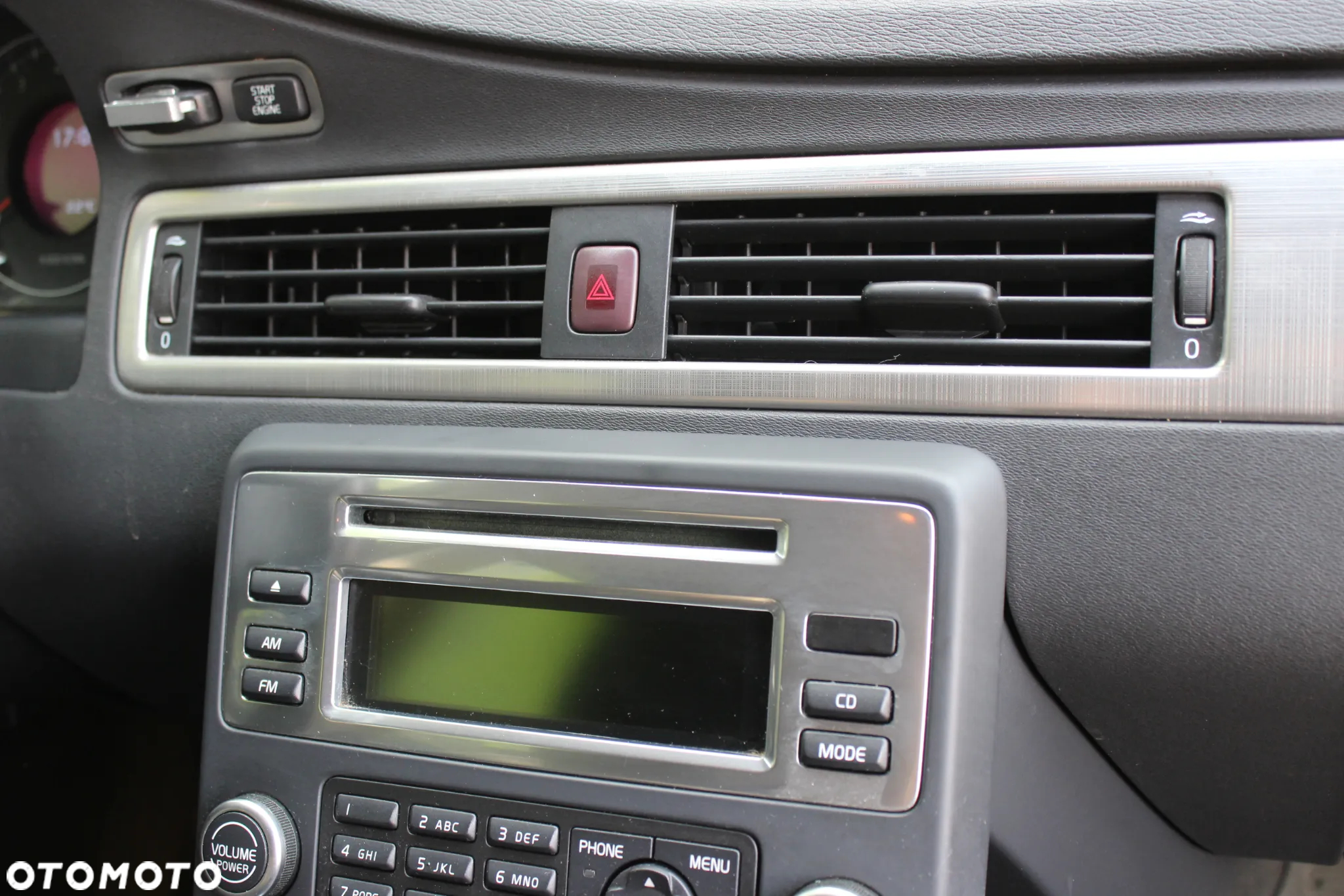 Volvo V70 2.0 Momentum - 16