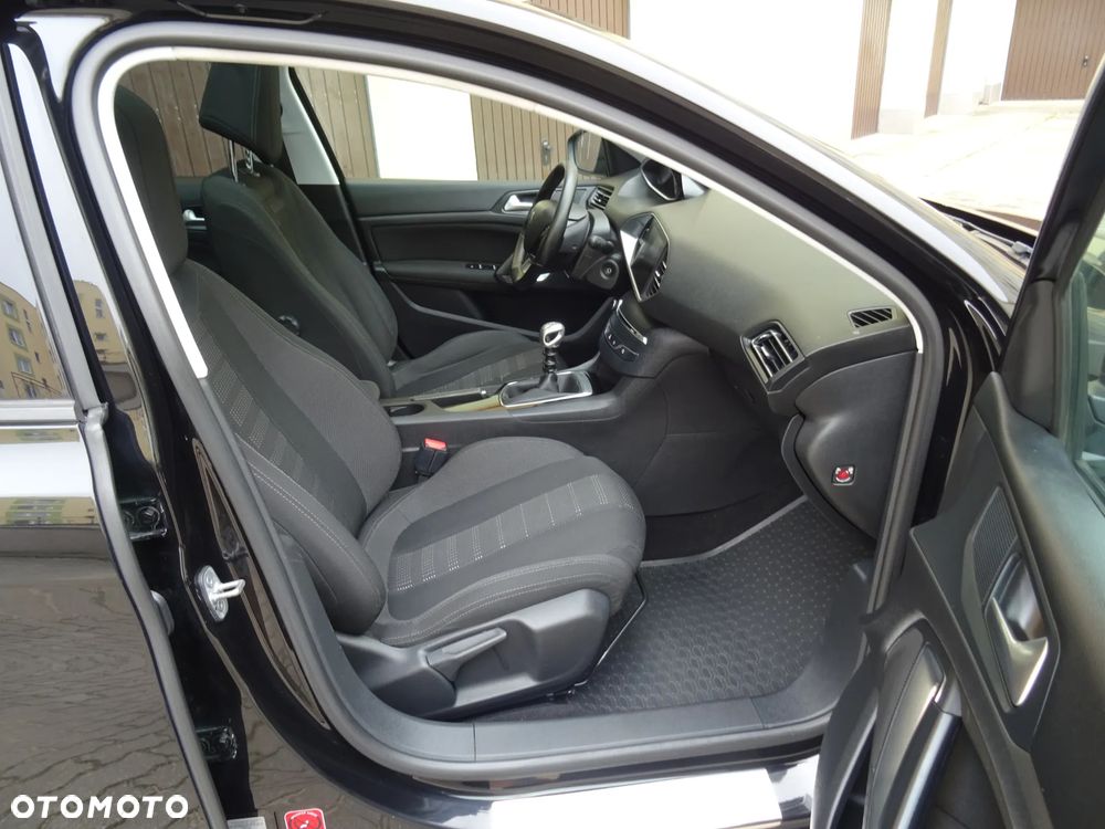 Peugeot 308 BlueHDi 120 Stop & Start Business-Line - 7