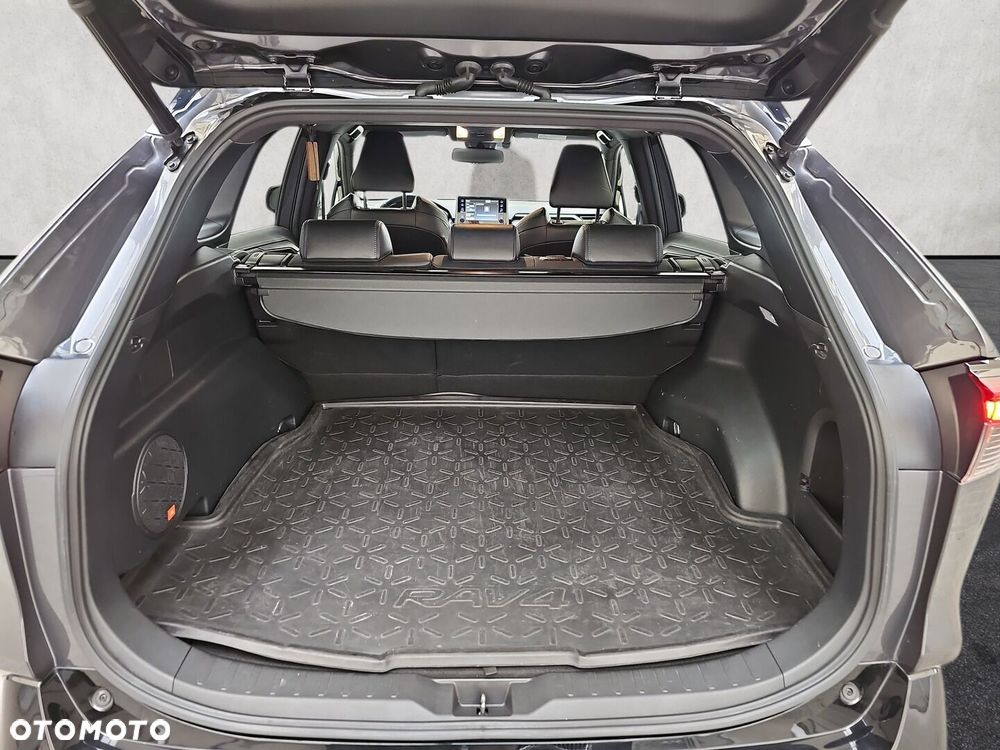 Toyota RAV4 - 32