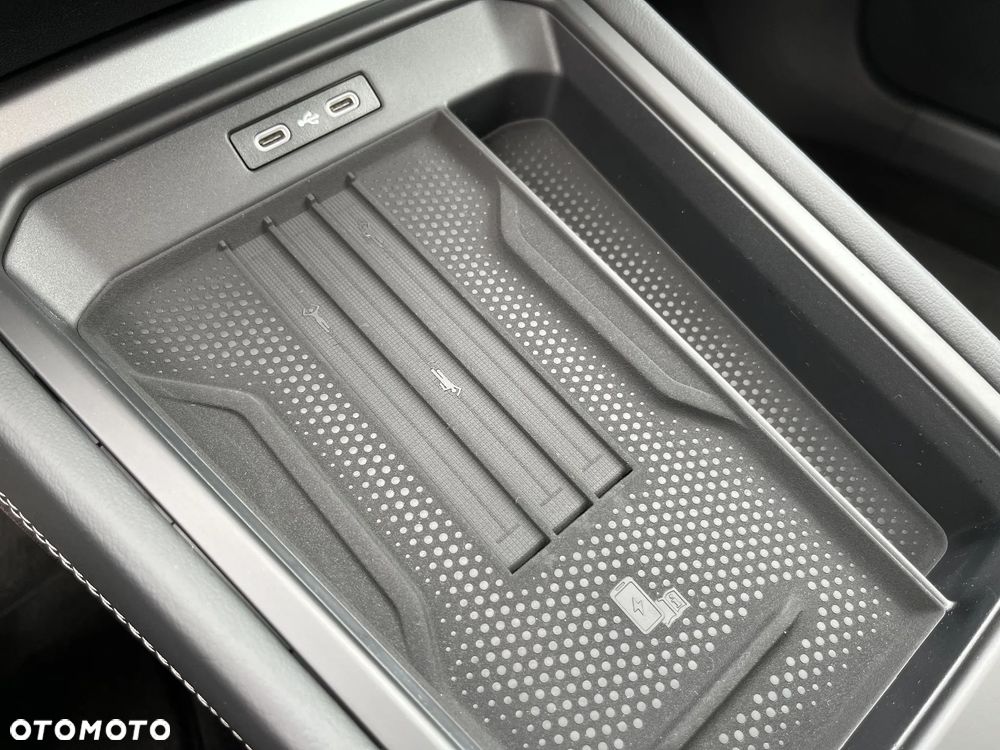Volkswagen T-Roc 1.5 eTSI Style DSG - 37