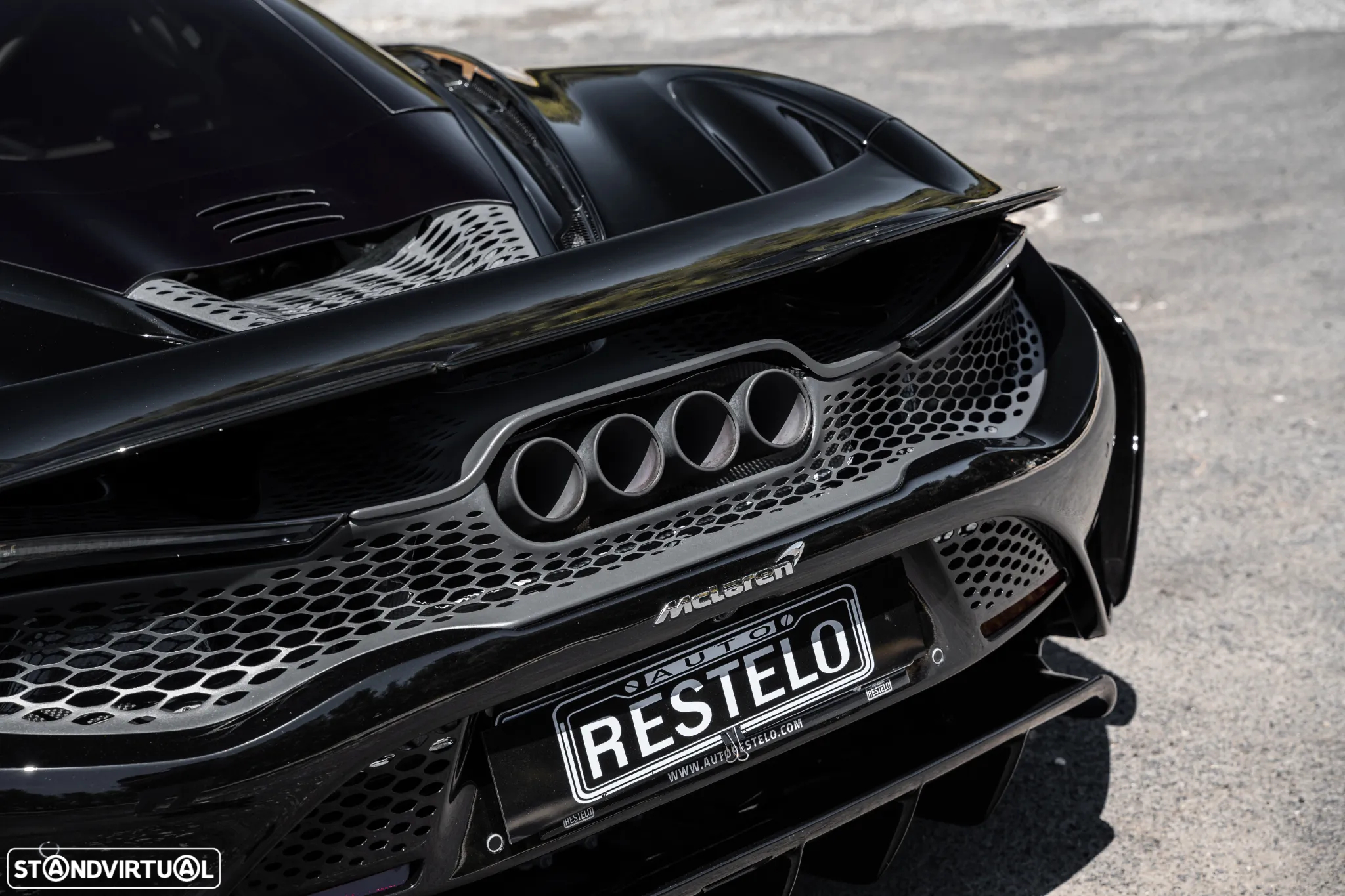 McLaren 765LT - 10