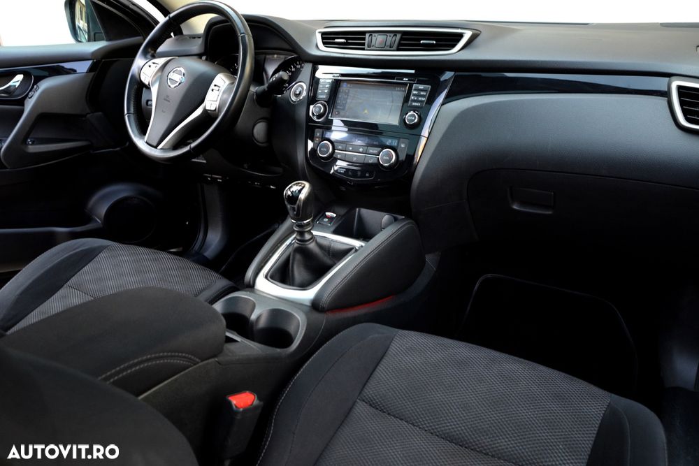 Nissan Qashqai 1.5 DCI TEKNA - 18