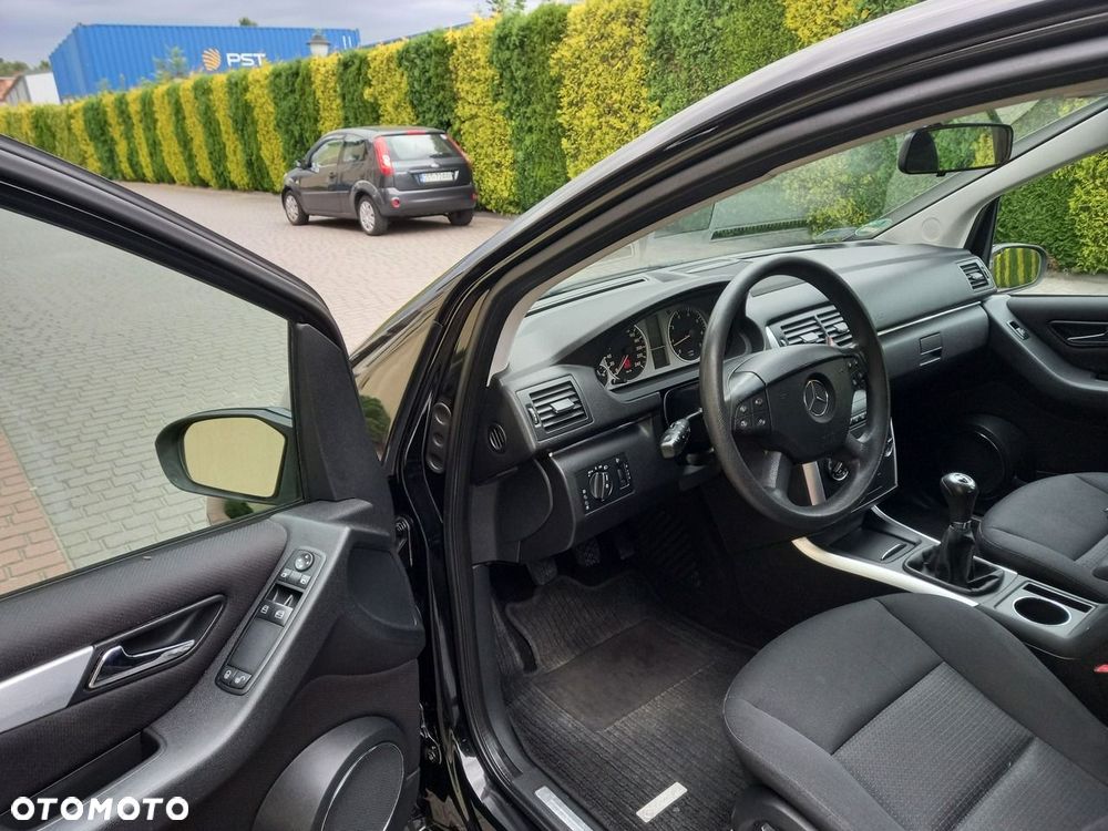 Mercedes-Benz Klasa B 170 Special Edition - 29