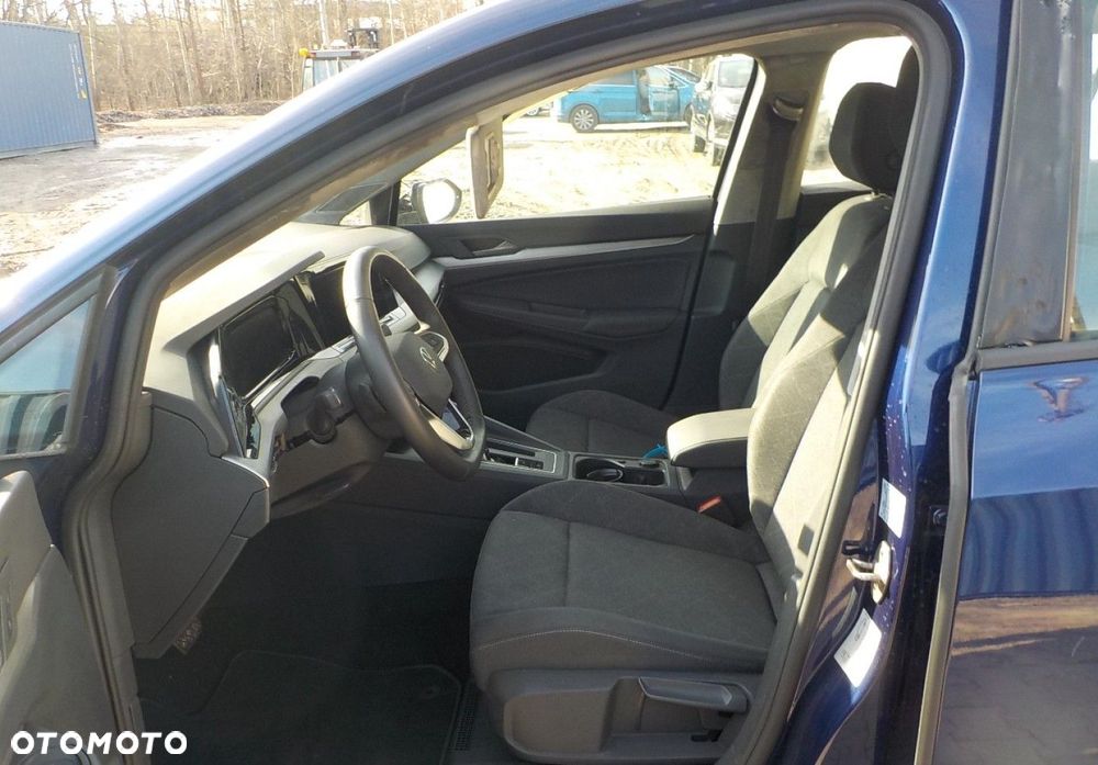 Volkswagen Golf - 37