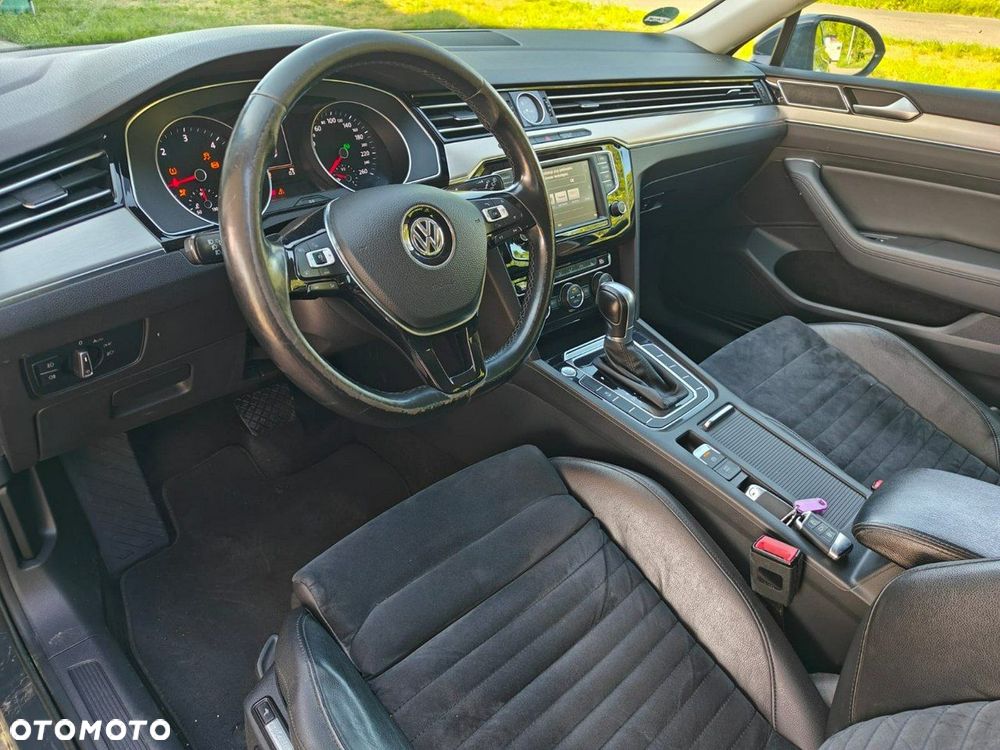 Volkswagen Passat - 9
