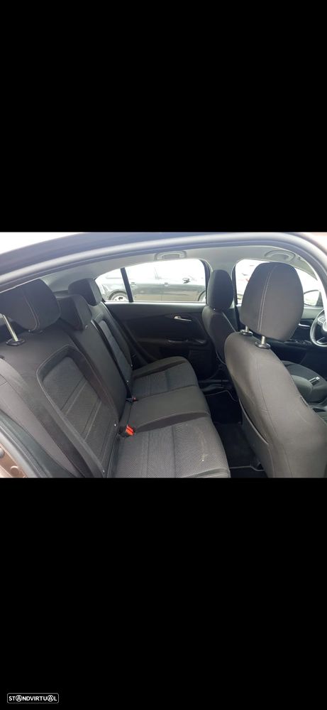 Fiat Tipo 1.3 M-Jet Lounge J17 - 27