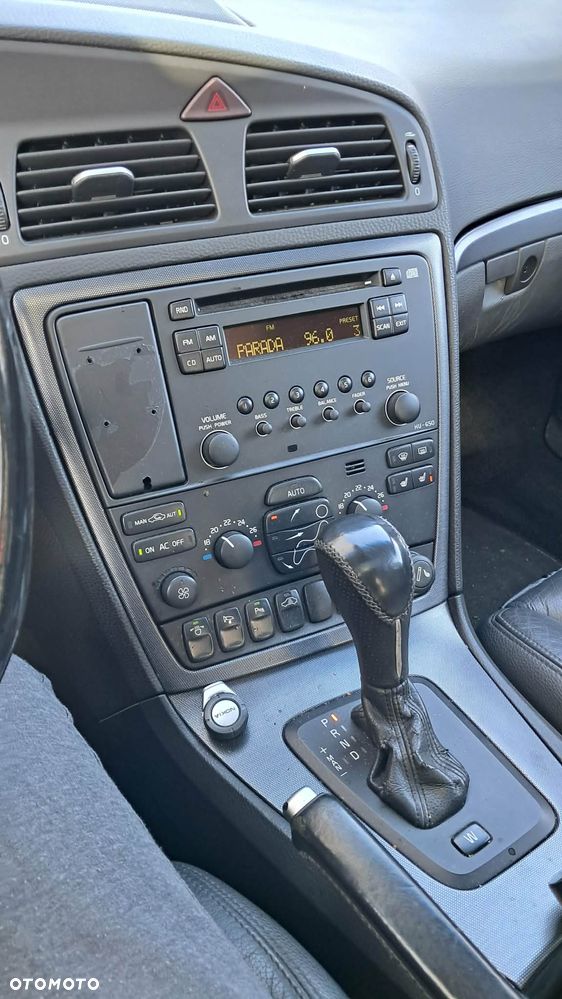 Volvo S60 2.4D5 Rubin - 9