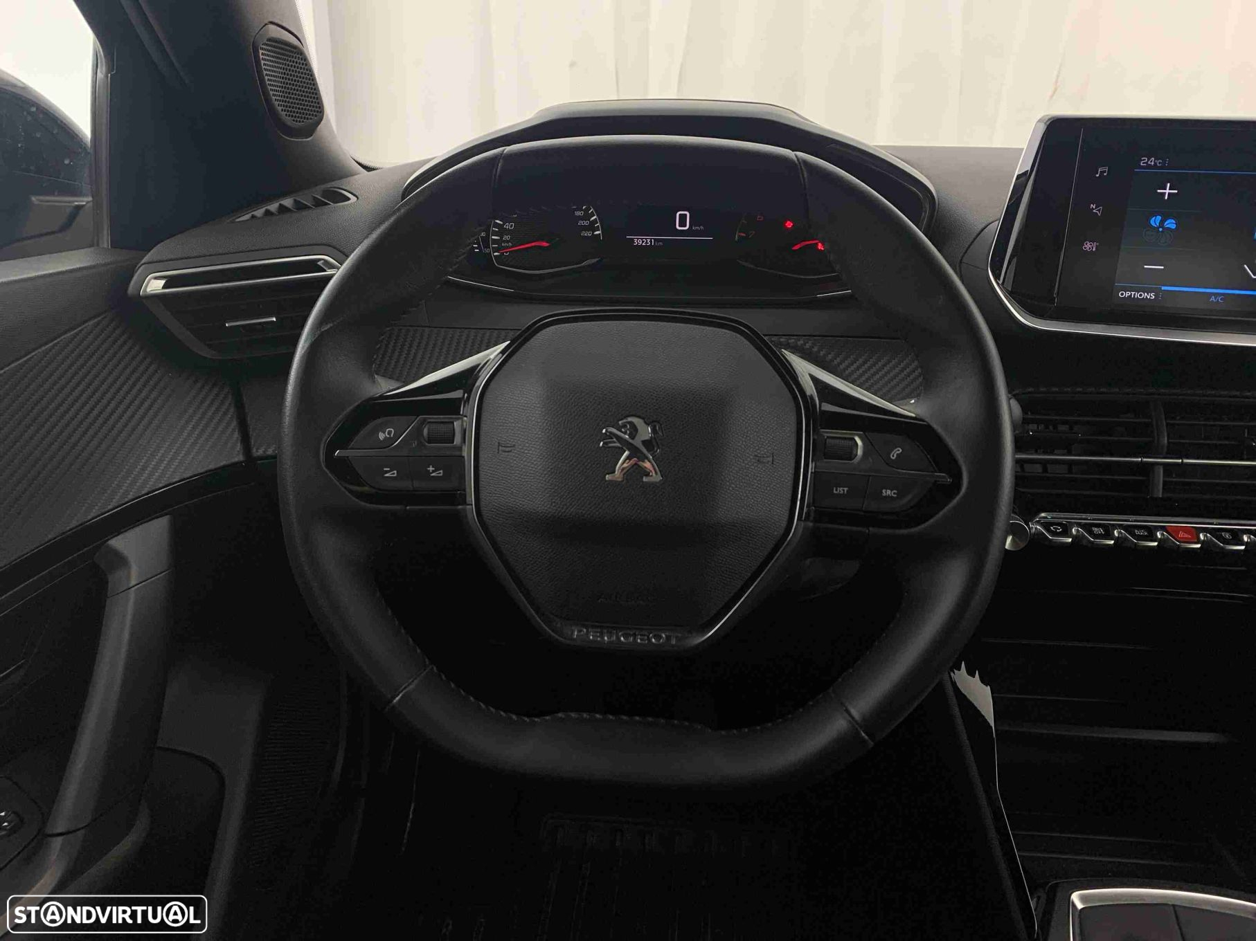 Peugeot 2008 1.2 PureTech Active Pack - 12