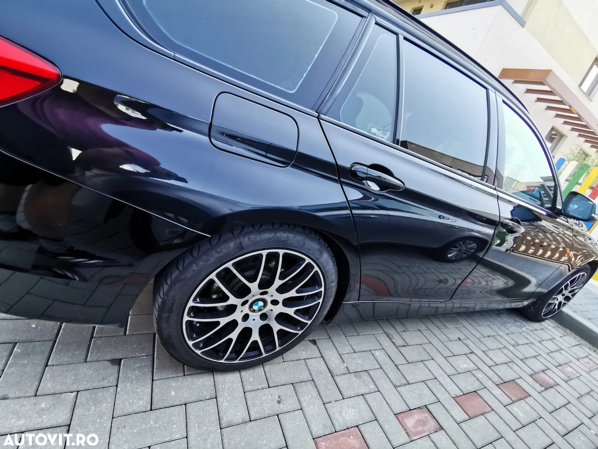 BMW Seria 3 320d Sport Line - 6