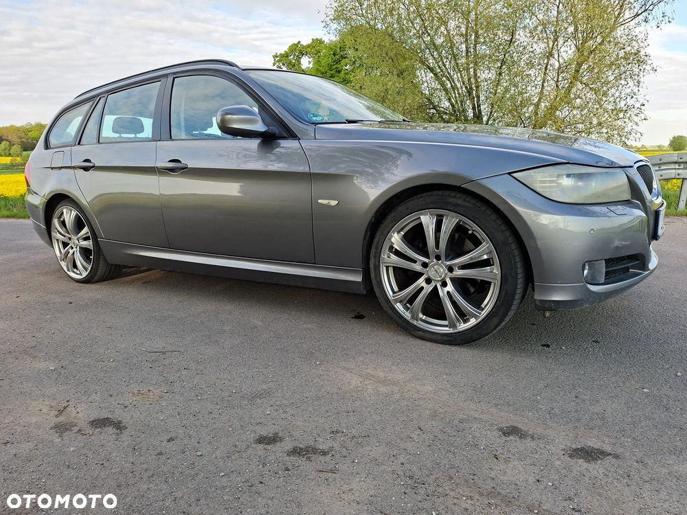 BMW Seria 3 320d DPF Edition Sport - 3