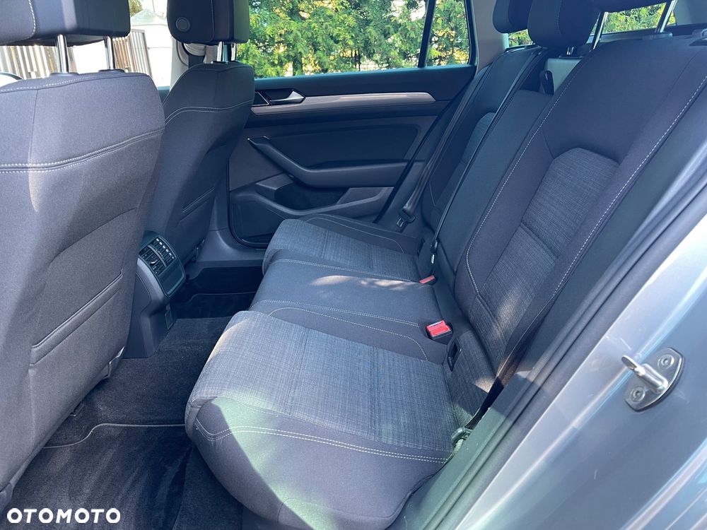 Volkswagen Passat 2.0 TSI Business DSG - 19