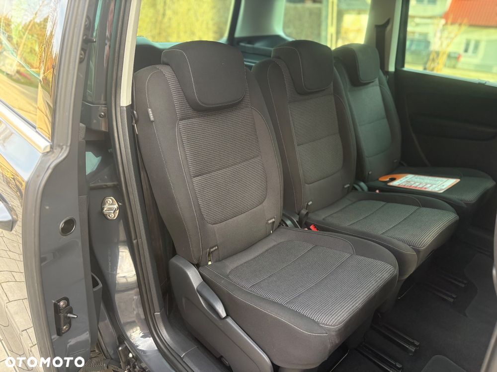 Volkswagen Sharan - 9