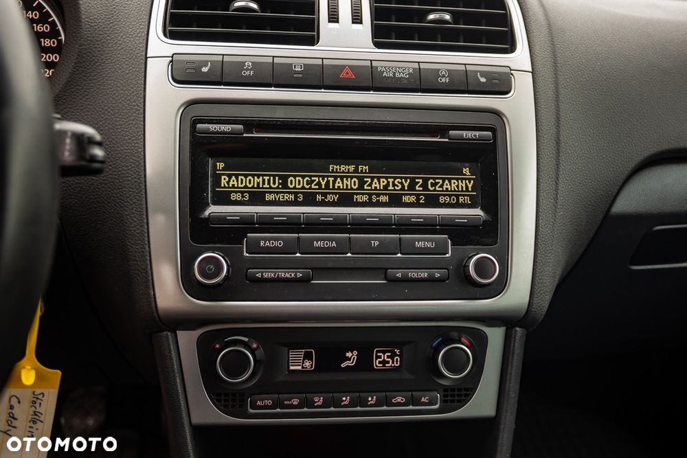 Volkswagen Polo 1.2 TSI Life - 24