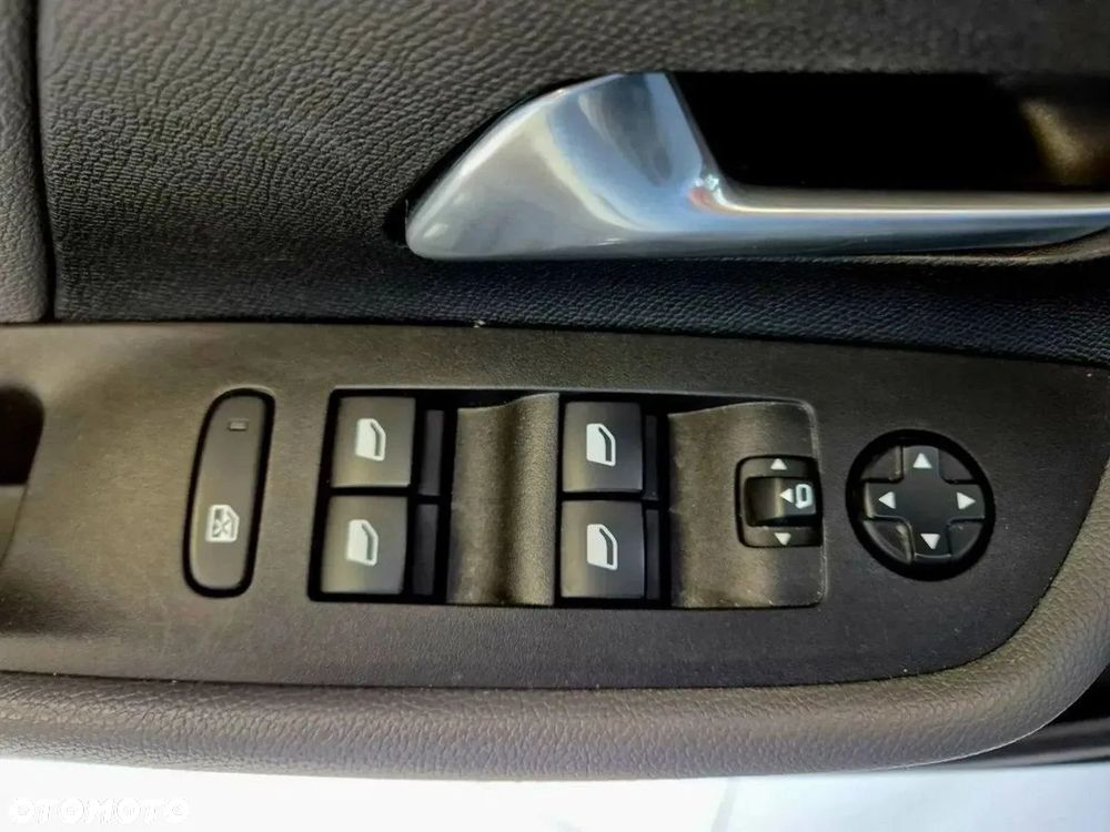 Opel Mokka 1.2 T Elegance S&S - 22