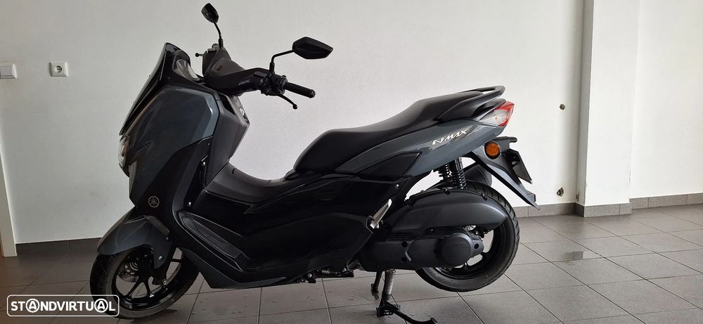 Yamaha NMAX - 11