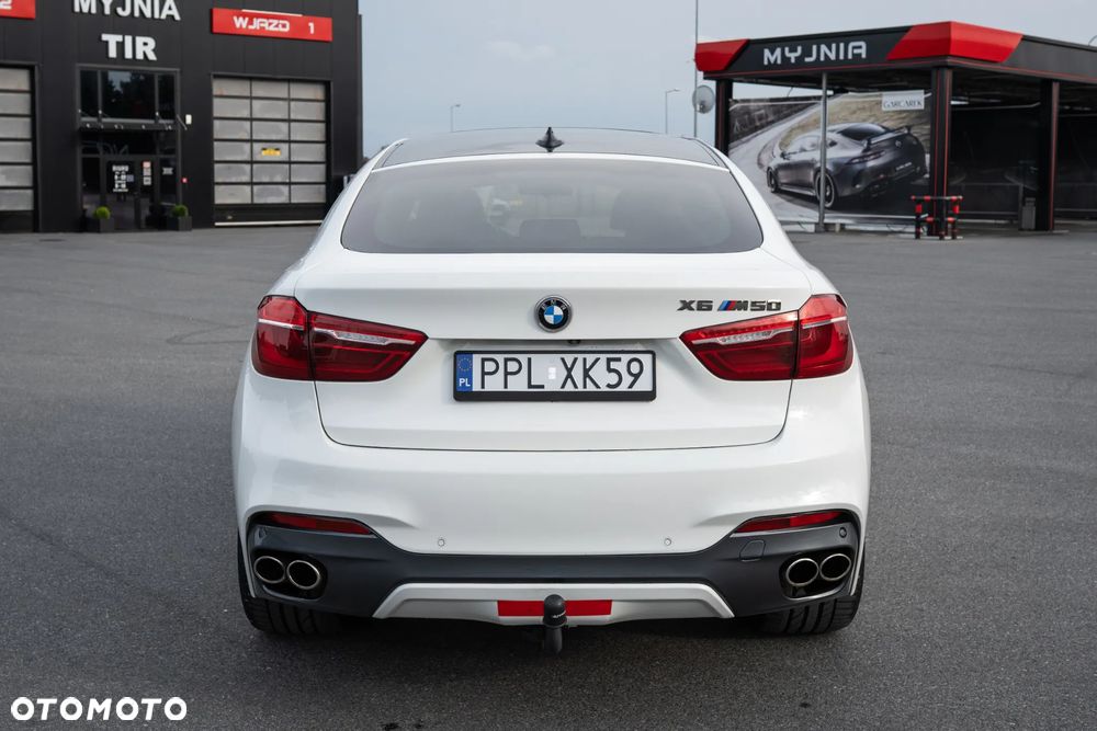 BMW X6 xDrive50i M Sport - 9