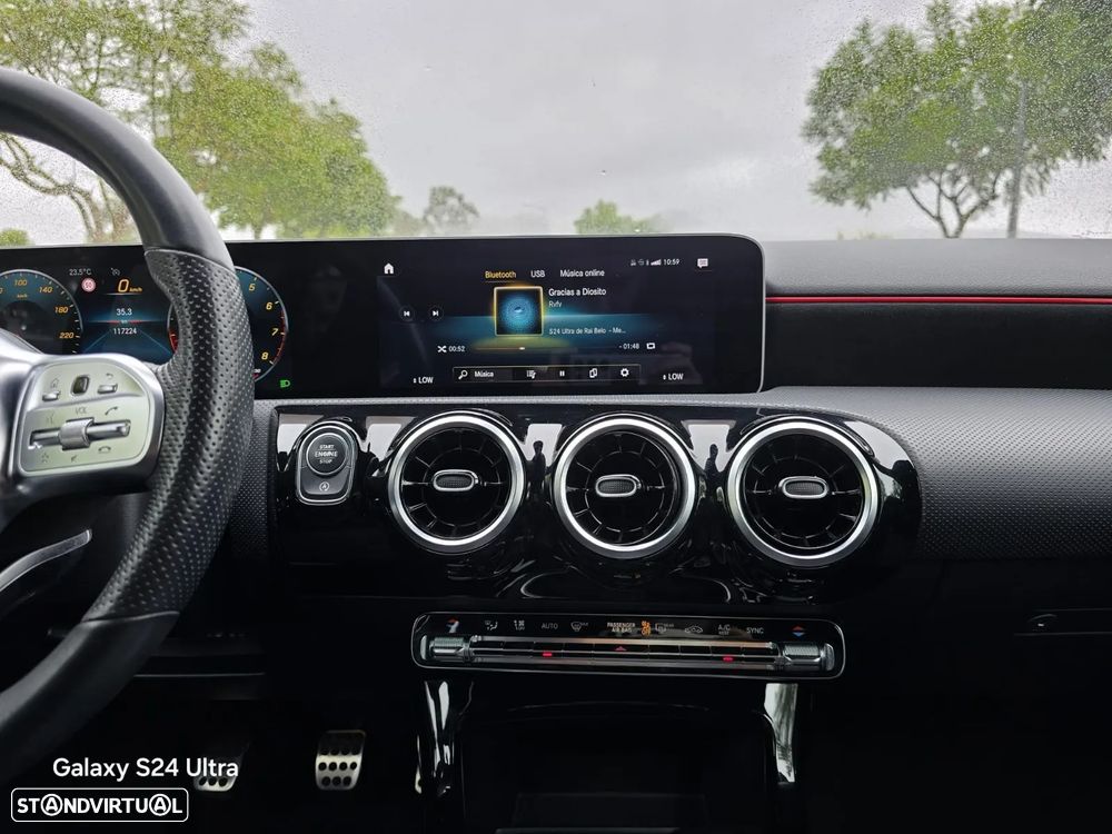 Mercedes-Benz A 160 Advanced AMG Line - 22